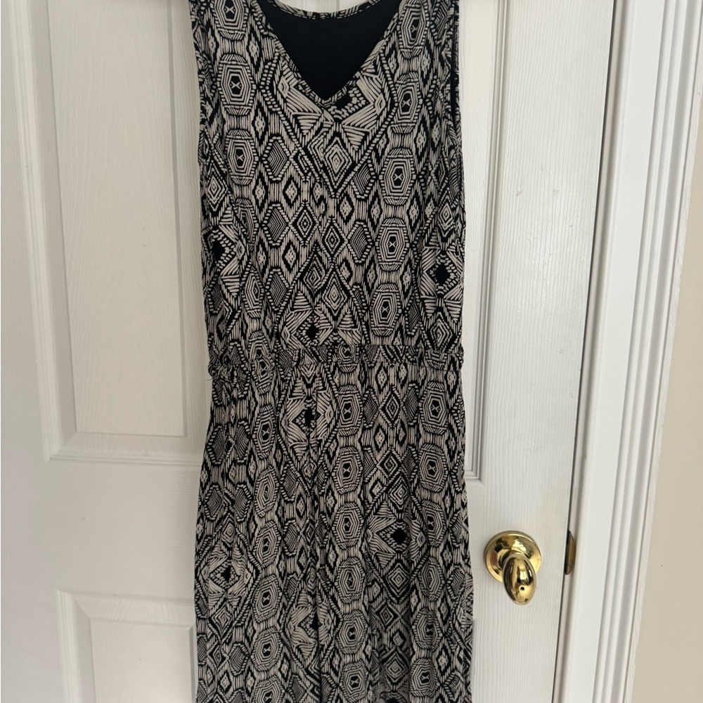 Lucky Brand Patterned Women's romper with pockets…. Has pockets….Like New